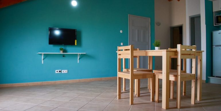 WhatsApp Image 2025-11-26 at 18.23.03 (1)